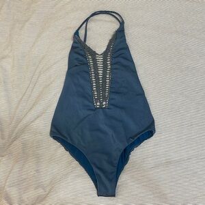 Billabong One Piece - Size Medium (M)